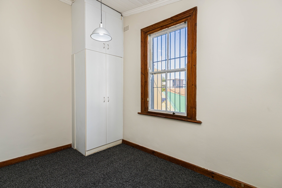 To Let 2 Bedroom Property for Rent in Green Point Western Cape